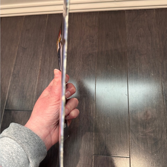 Night at the Museum: Battle of the Smithsonian Quest for the Golden Tablet Book - Picture 3 of 6